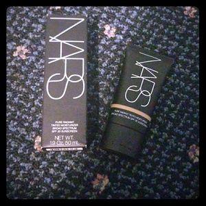 Nars pure radiant tinted moisturizer